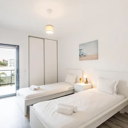 Mar T2 - By Smarthomes * Sao Martinho do Porto
