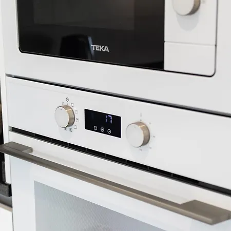 Mar T2 - By Smarthomes Apartment